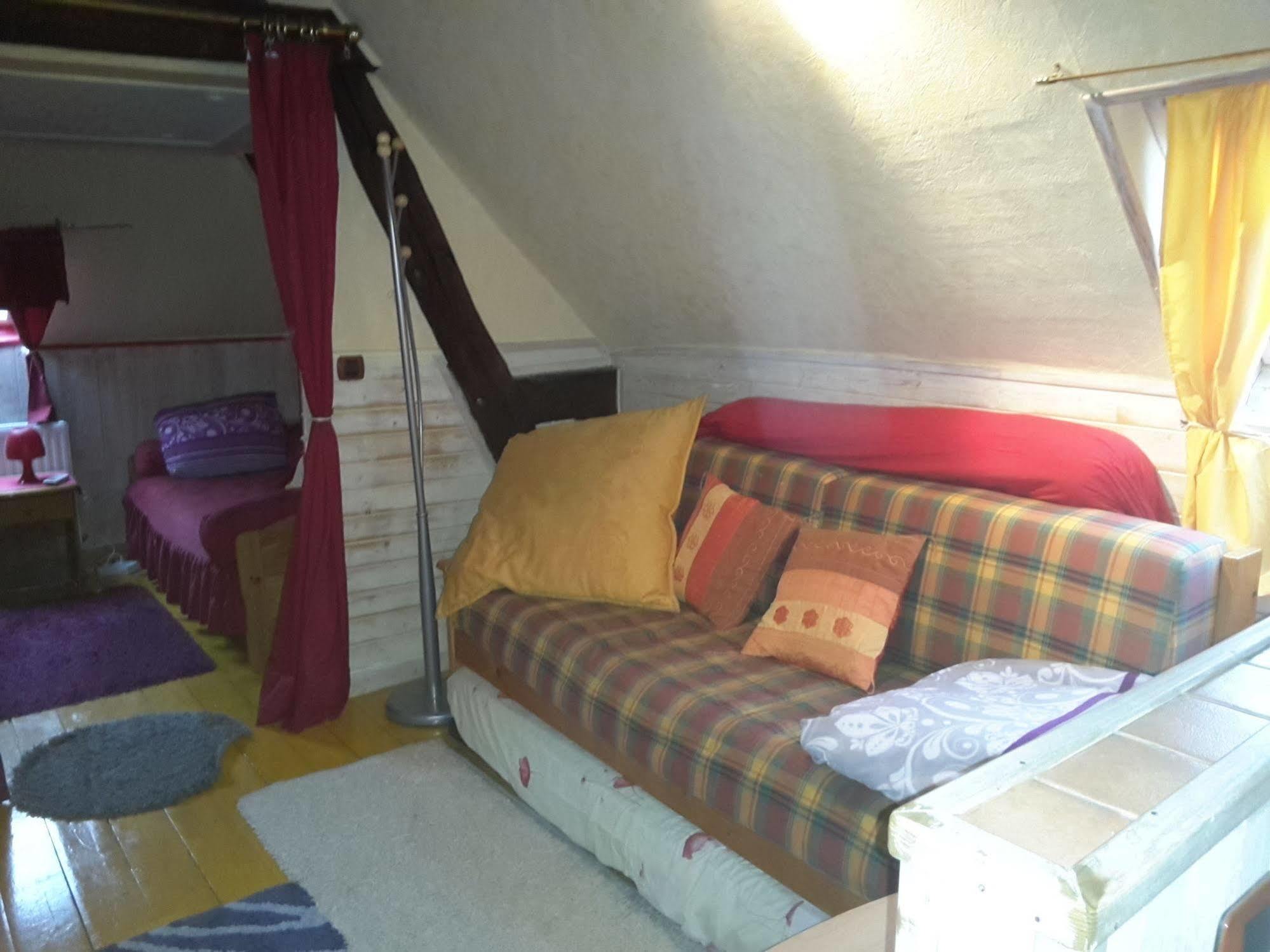 Chambres D'Hotes Les Pensees Douces Auxerre Exteriér fotografie